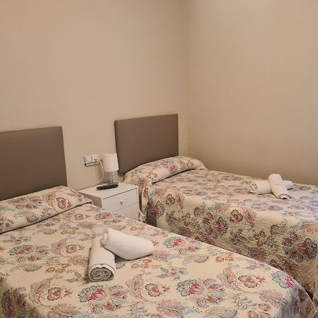 Rooms Castro Centro Кастро-Урдіалес Екстер'єр фото